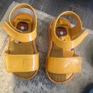 8T Mini Melissa Yellow Jelly Kids Sandals with Velcro Straps